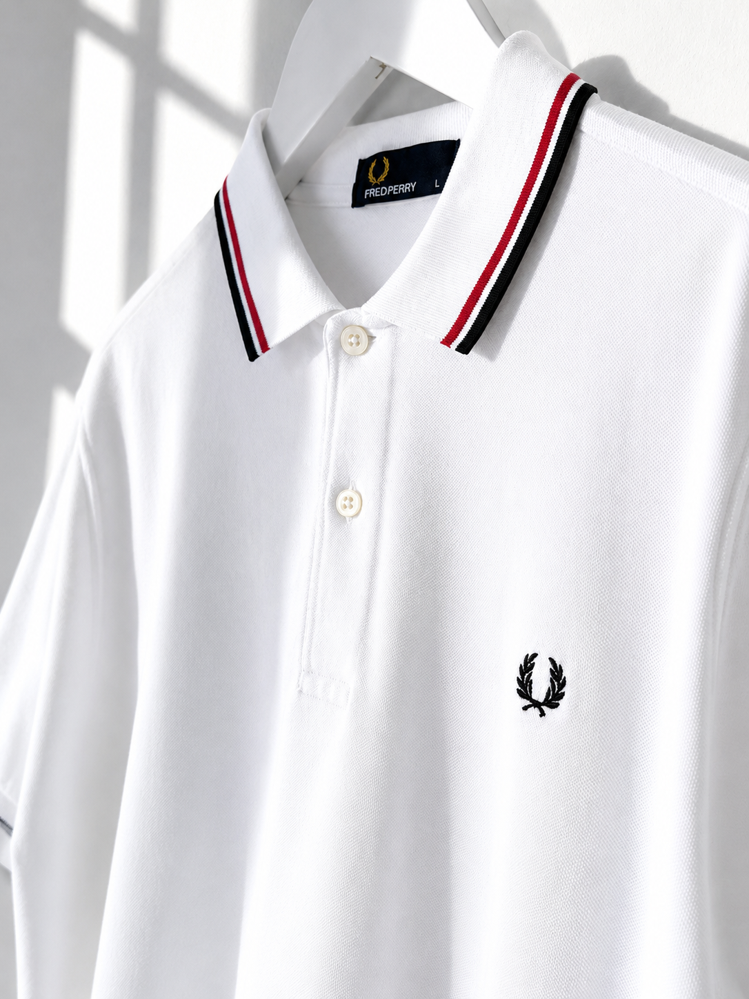 Fred Perry White Polo Shirt Black Red Tipped Collar Size L